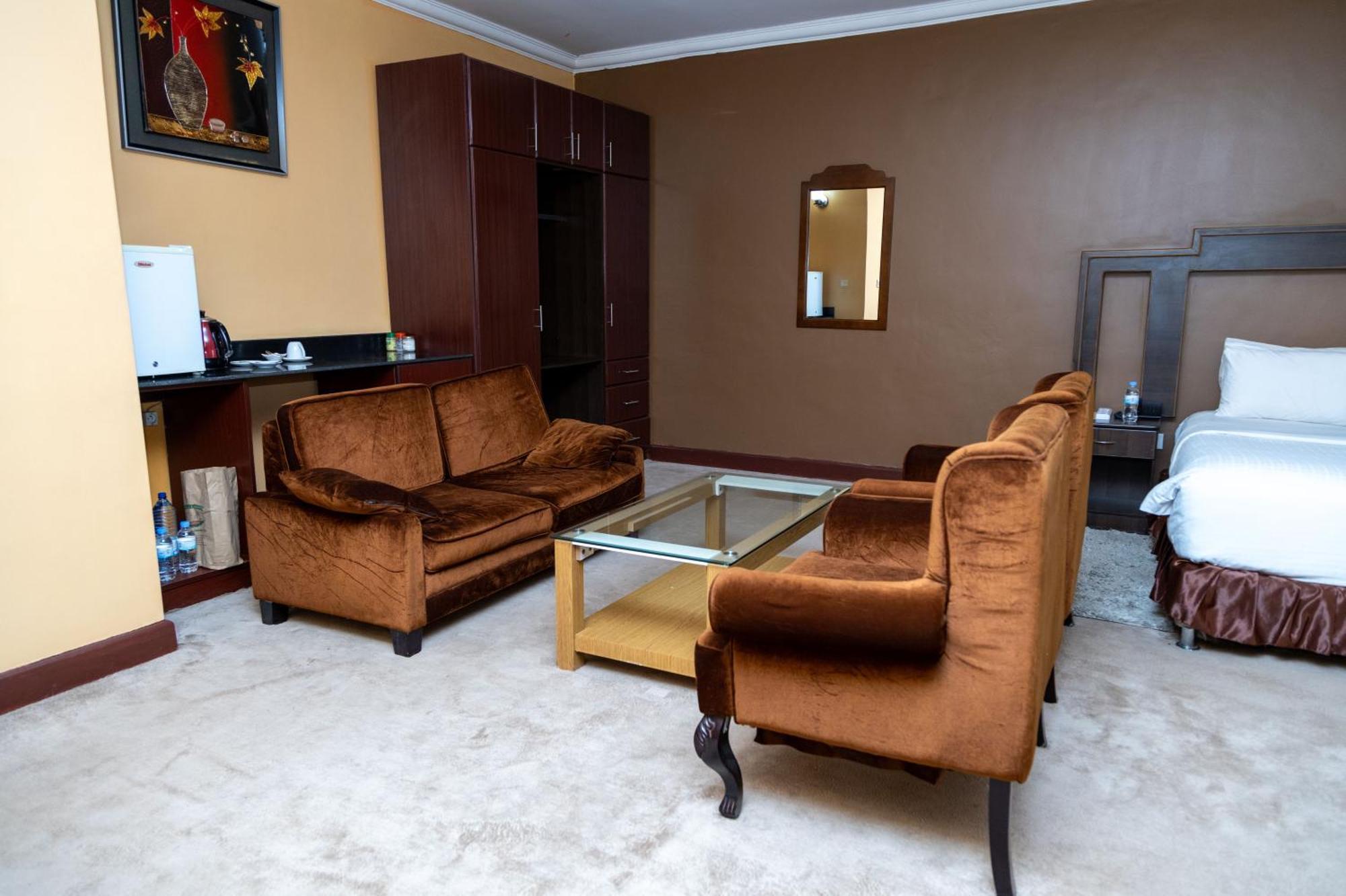 The Country Inn By Smart Haven Κιγκάλι Εξωτερικό φωτογραφία