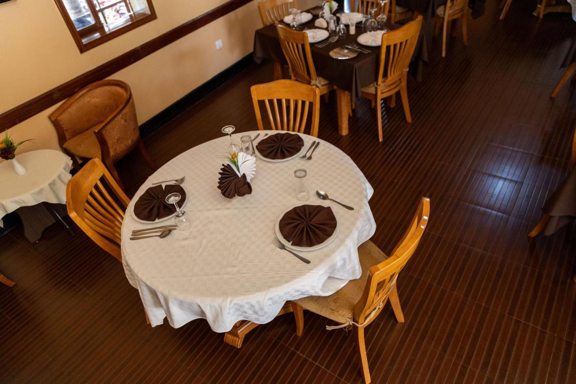 The Country Inn By Smart Haven Κιγκάλι Εξωτερικό φωτογραφία