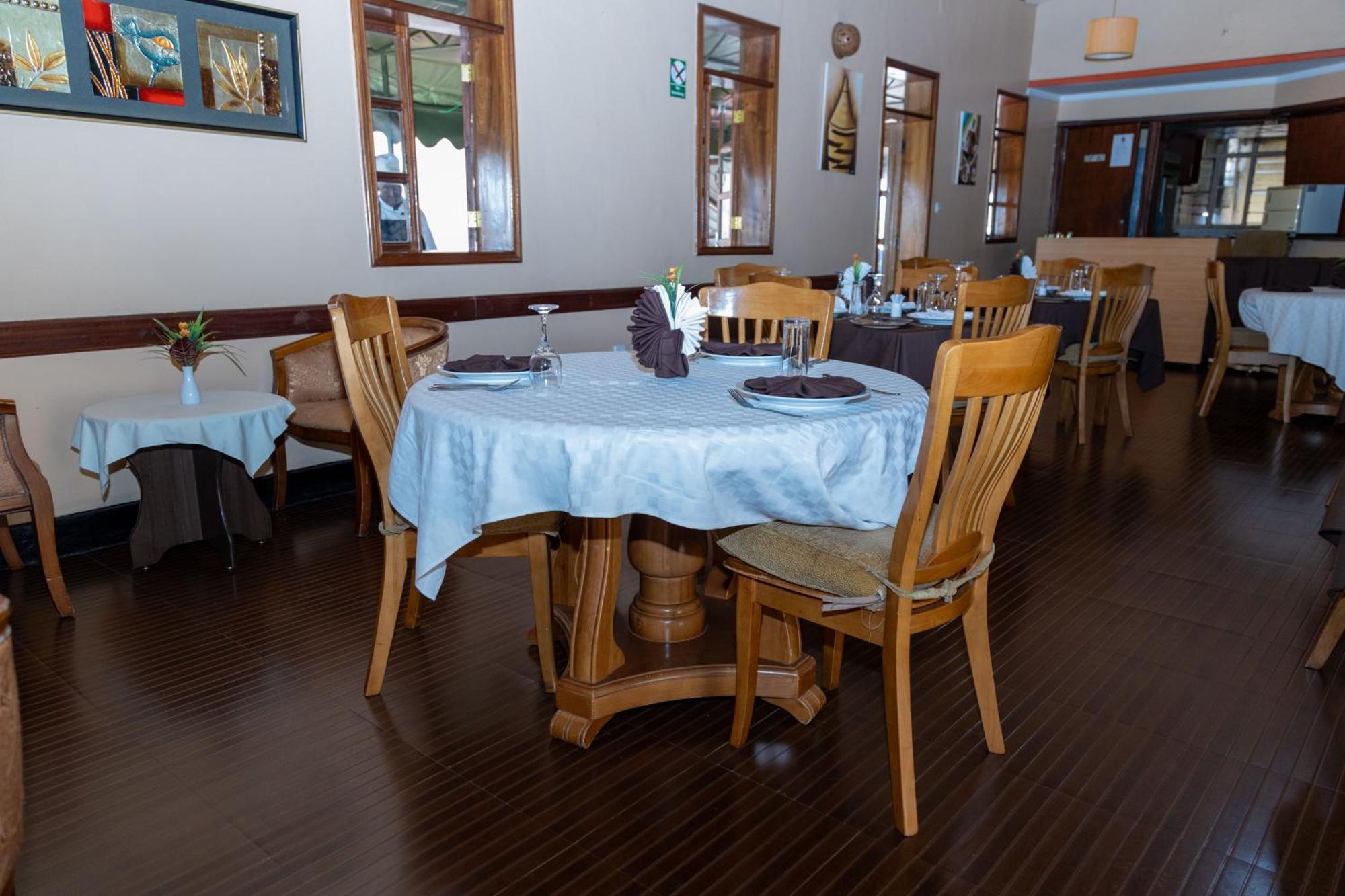 The Country Inn By Smart Haven Κιγκάλι Εξωτερικό φωτογραφία